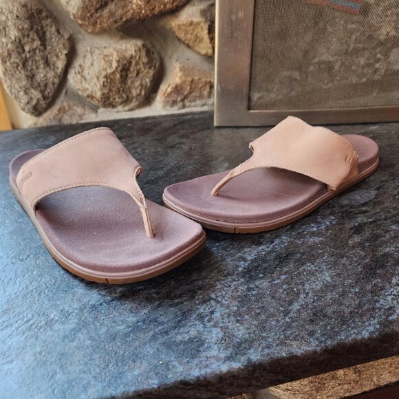 L.L. Bean Tan Suede Flip Flop Thong Sandals Size 10 - Picture 2 of 15